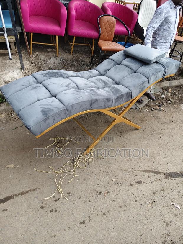 Lashes Bed With Quality Design Material
