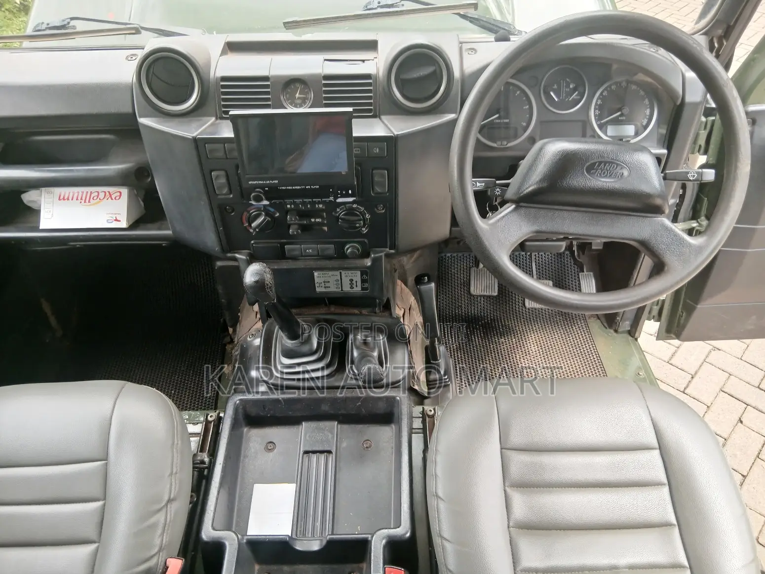 Land Rover Defender Puma 110 2.4 TD 2010 Green