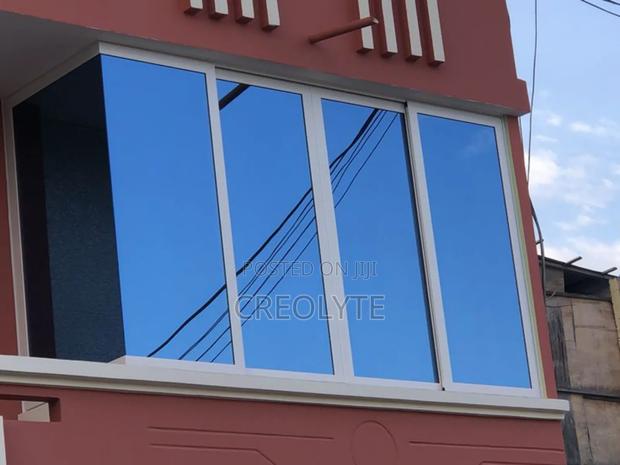 Three Panels Aluminium Sliding Windows - main view