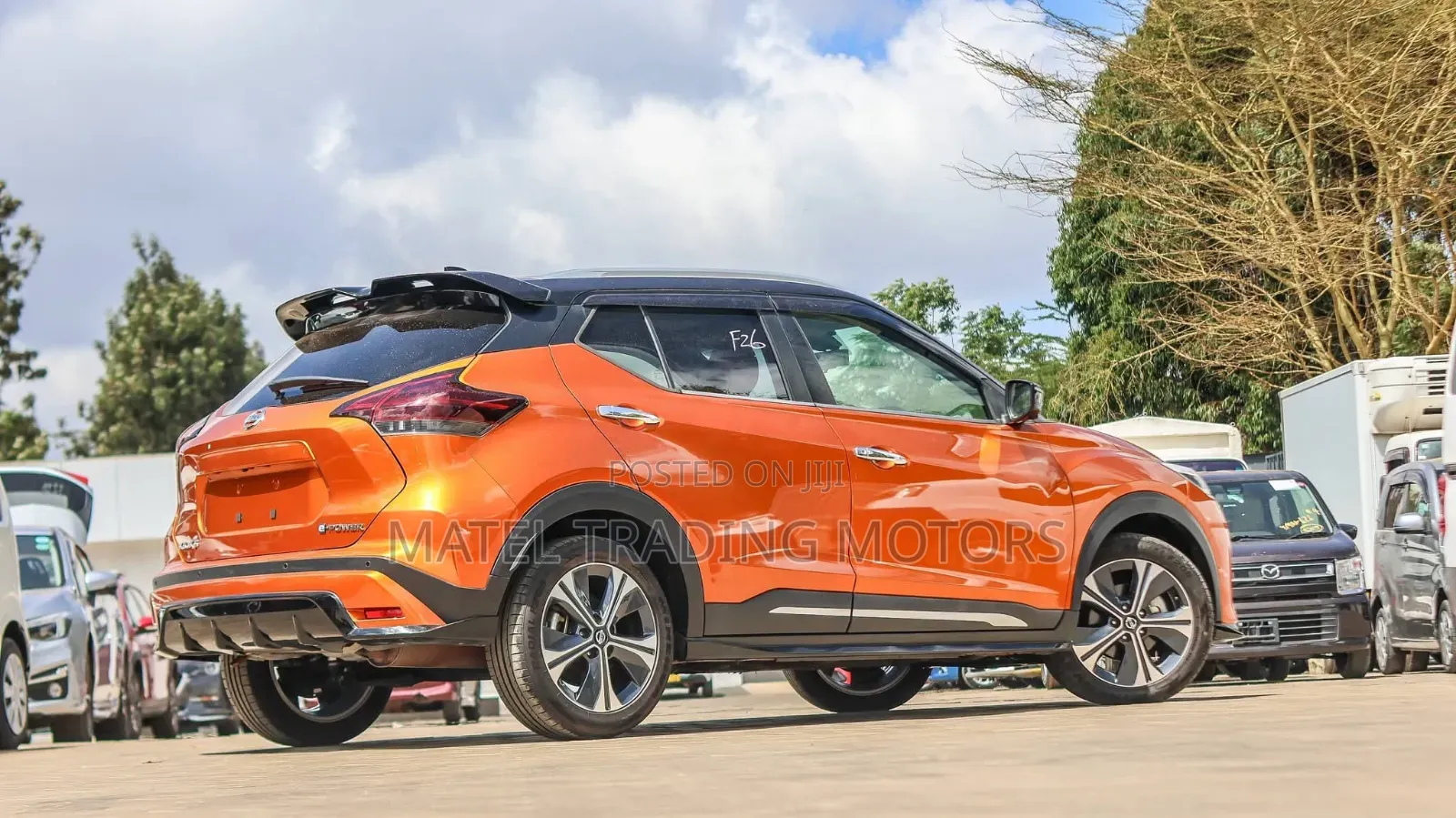 Nissan Kicks S 2020 Orange
