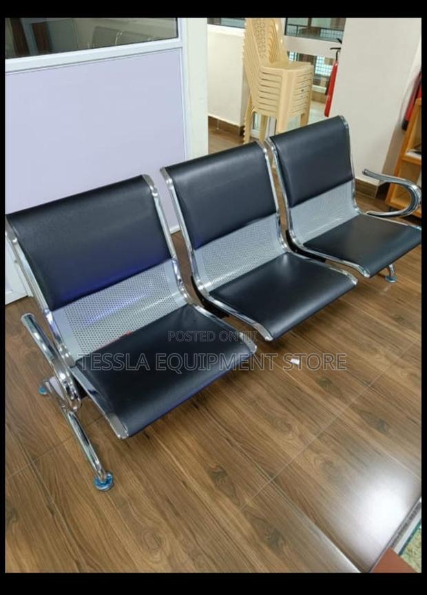 Padded Waiting Bench - main view