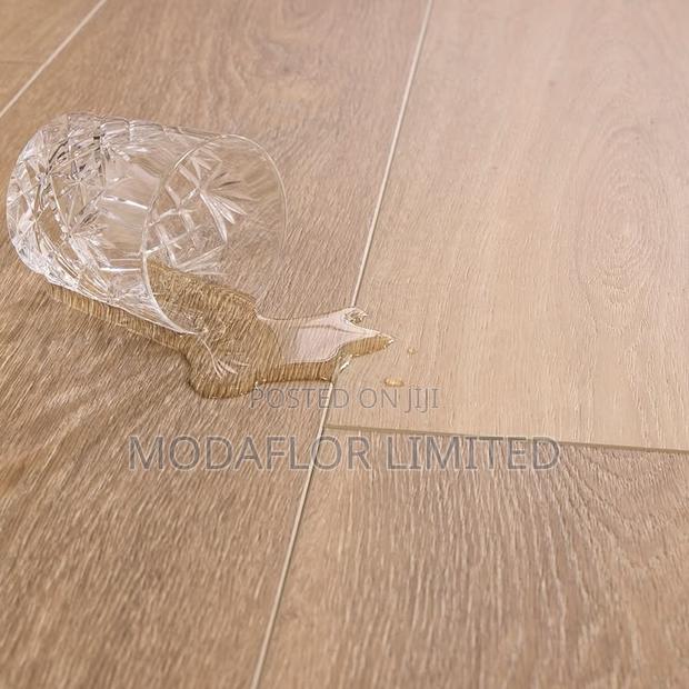 Vinyl Dryback Planks Flooring – Modern Wood Design Finish