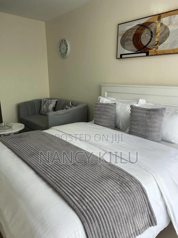 Beautifully Furnished Studio Apartment in Southb With a Rooftop Pool - thumbnail 2