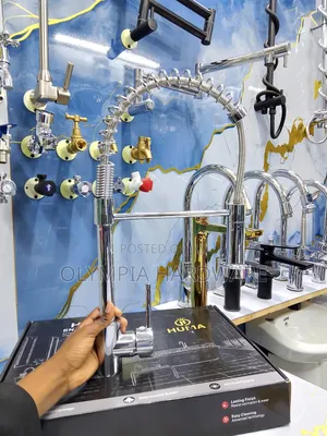 Silver Kitchen Mixer Tap (Pull Out)