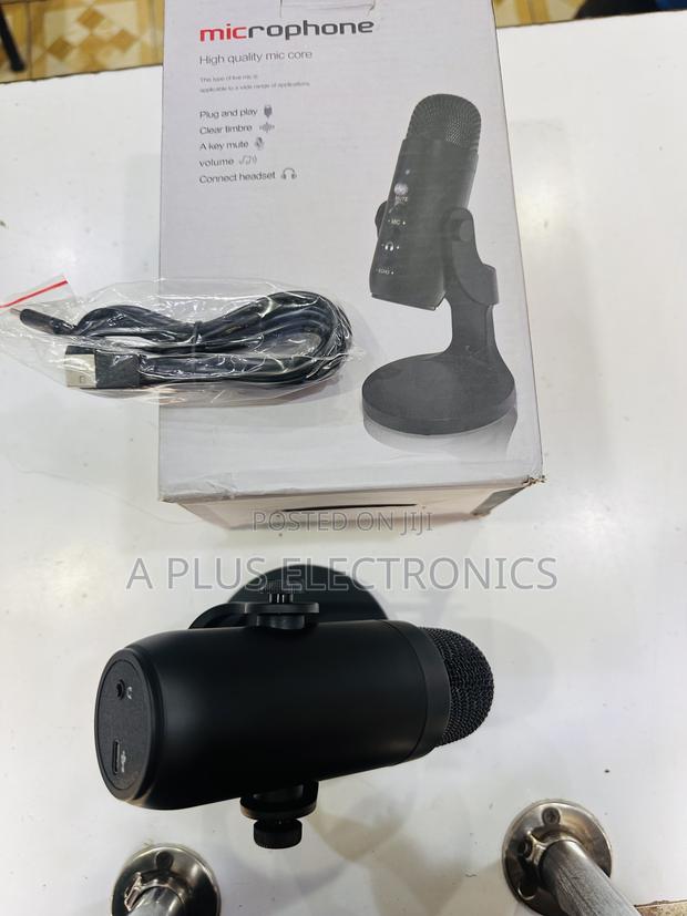 Podcast/Table Microphone With Voice Crisp Audio for Online Creators