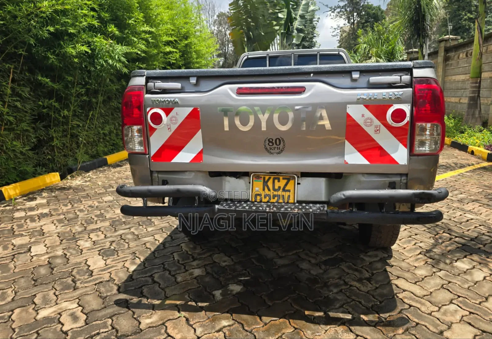 Toyota Hilux 2020 Gray