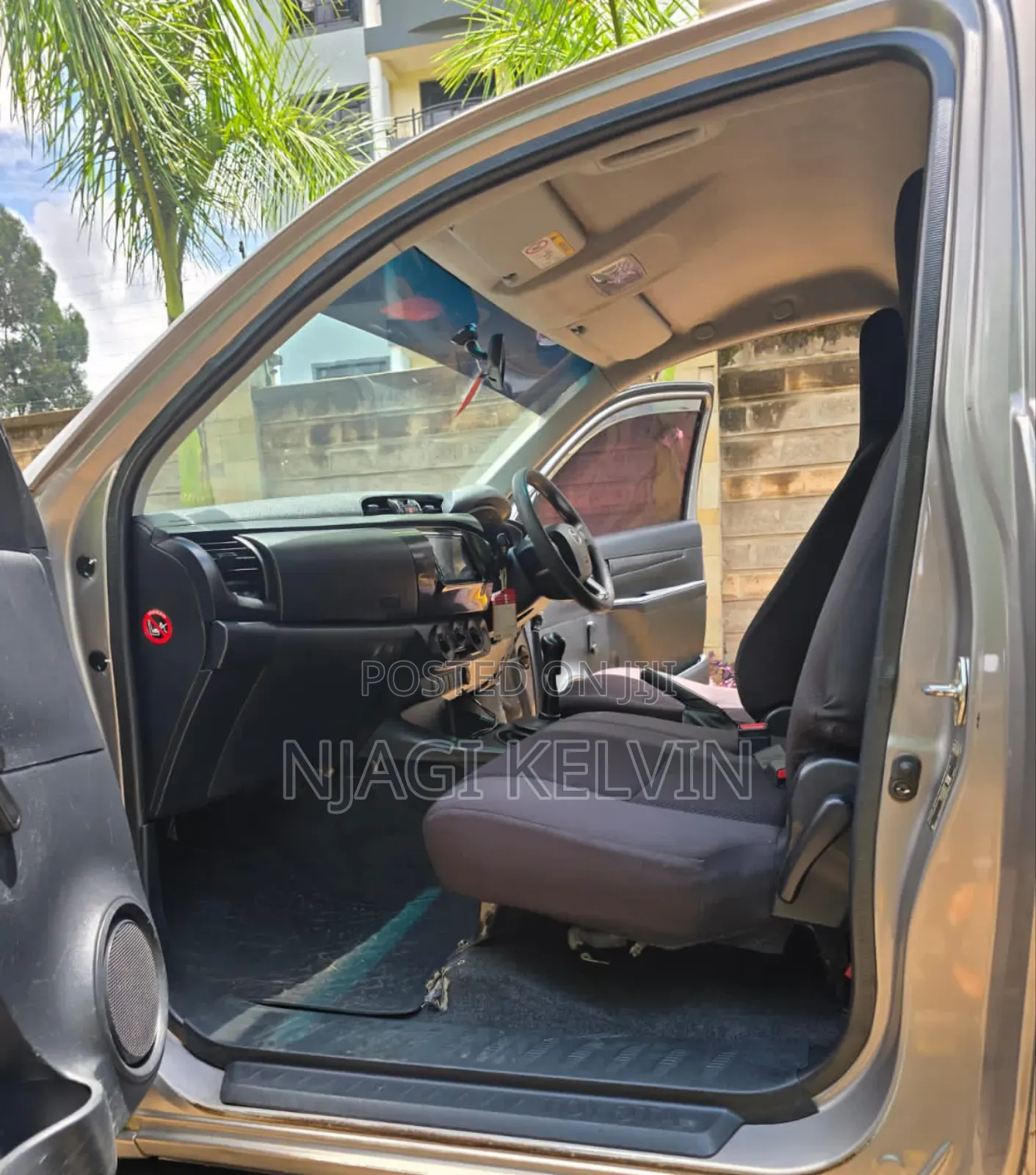 Toyota Hilux 2020 Gray