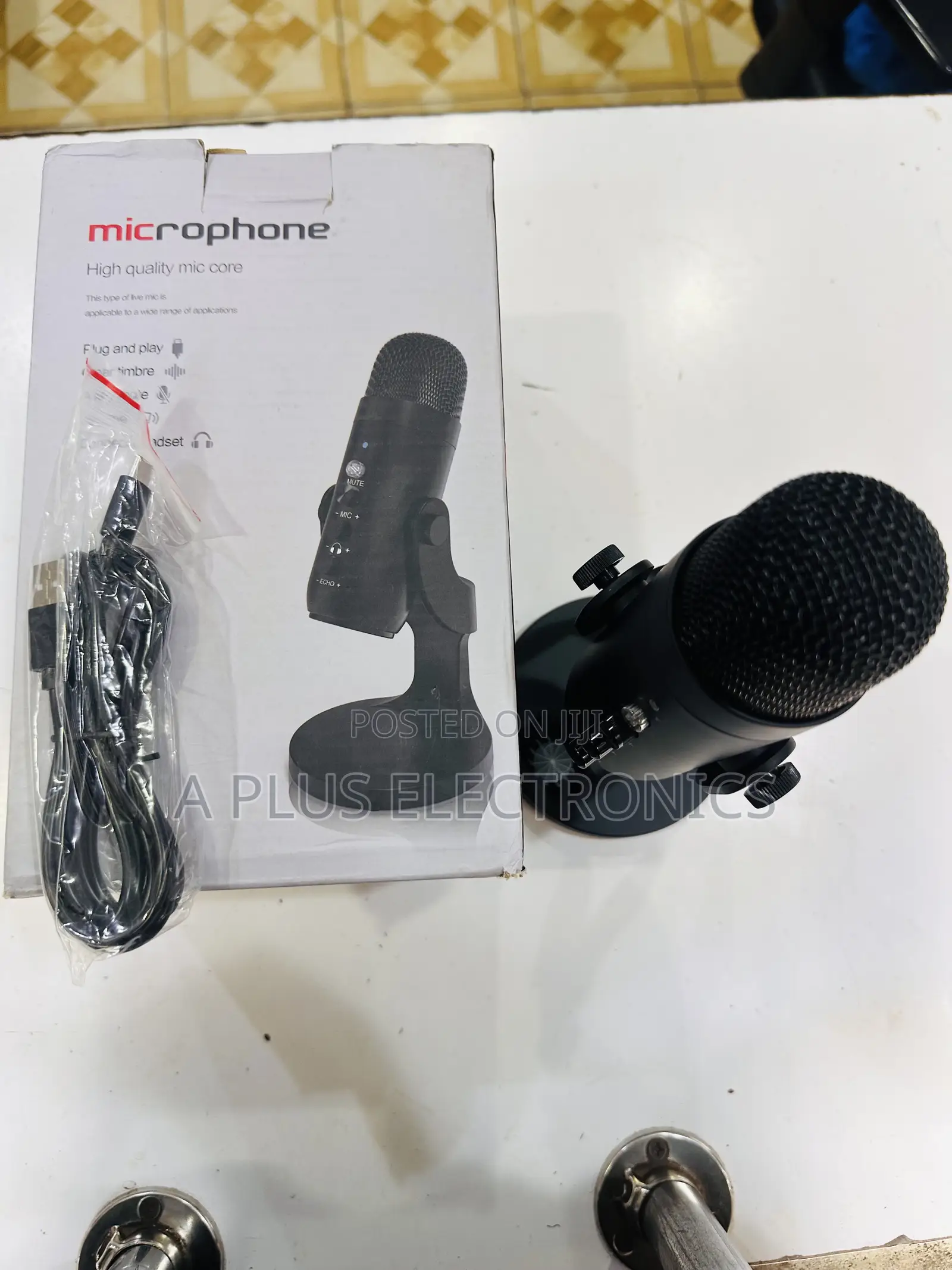 Podcast/Table Microphone With Voice Premium Sound for Podcasting