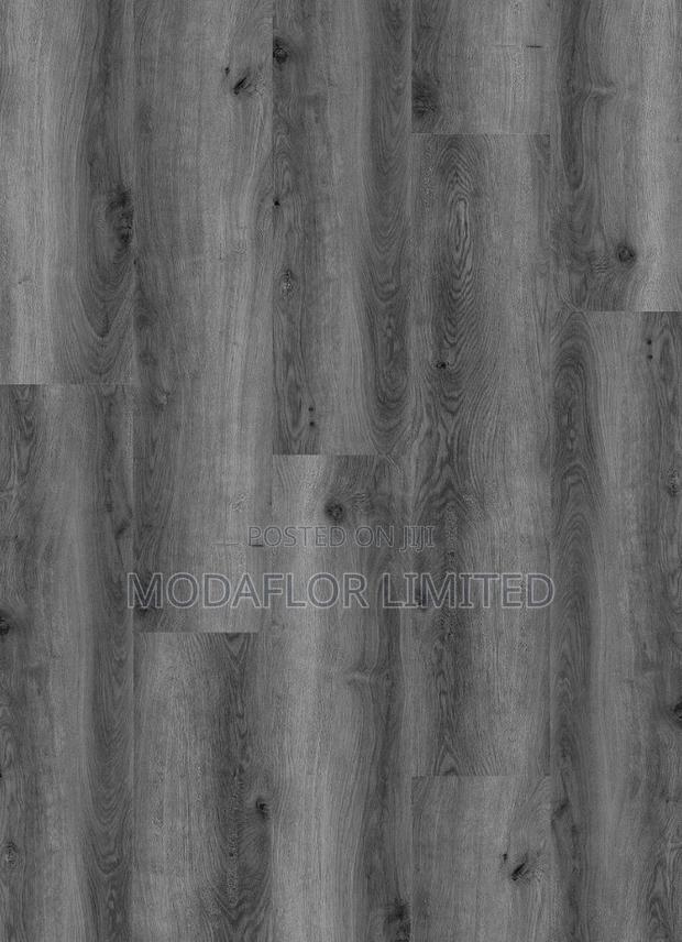 Dryback Vinyl Floor – Best for Corporate and Home Use