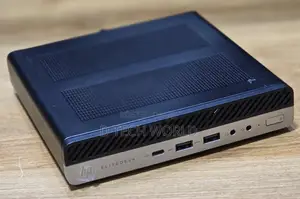Desktop Computer HP EliteDesk 705 8GB AMD Ryzen 5 SSD 256GB