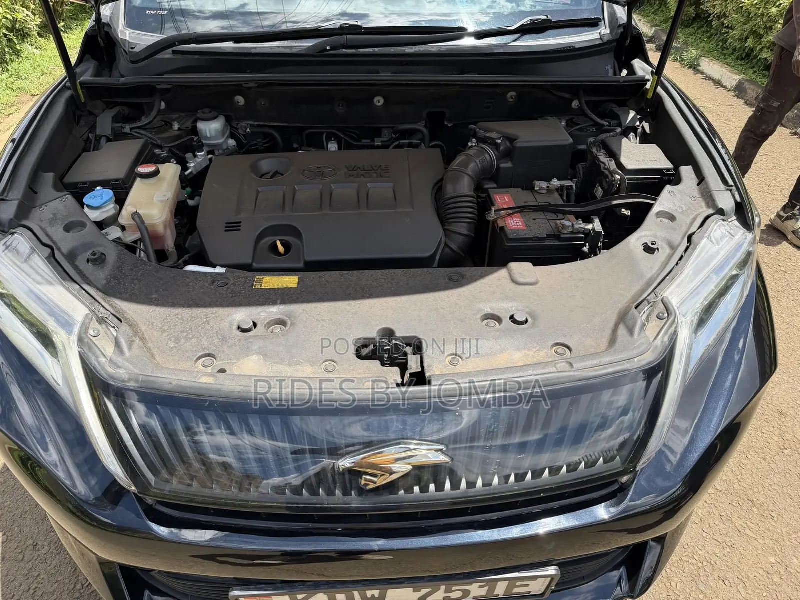 Toyota Harrier 2.0 4WD 2015 Black
