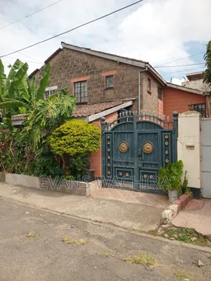 3bdrm House in Komarock Estate for sale