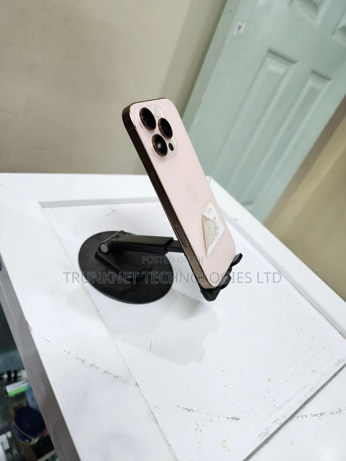 Apple iPhone 16 Pro 128 GB Gold