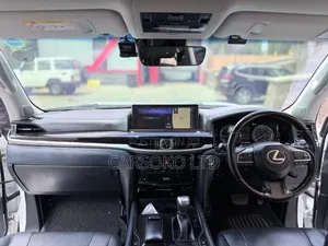 Lexus LX 570 AWD 2018 Pearl