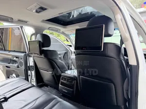 Lexus LX 570 AWD 2018 Pearl