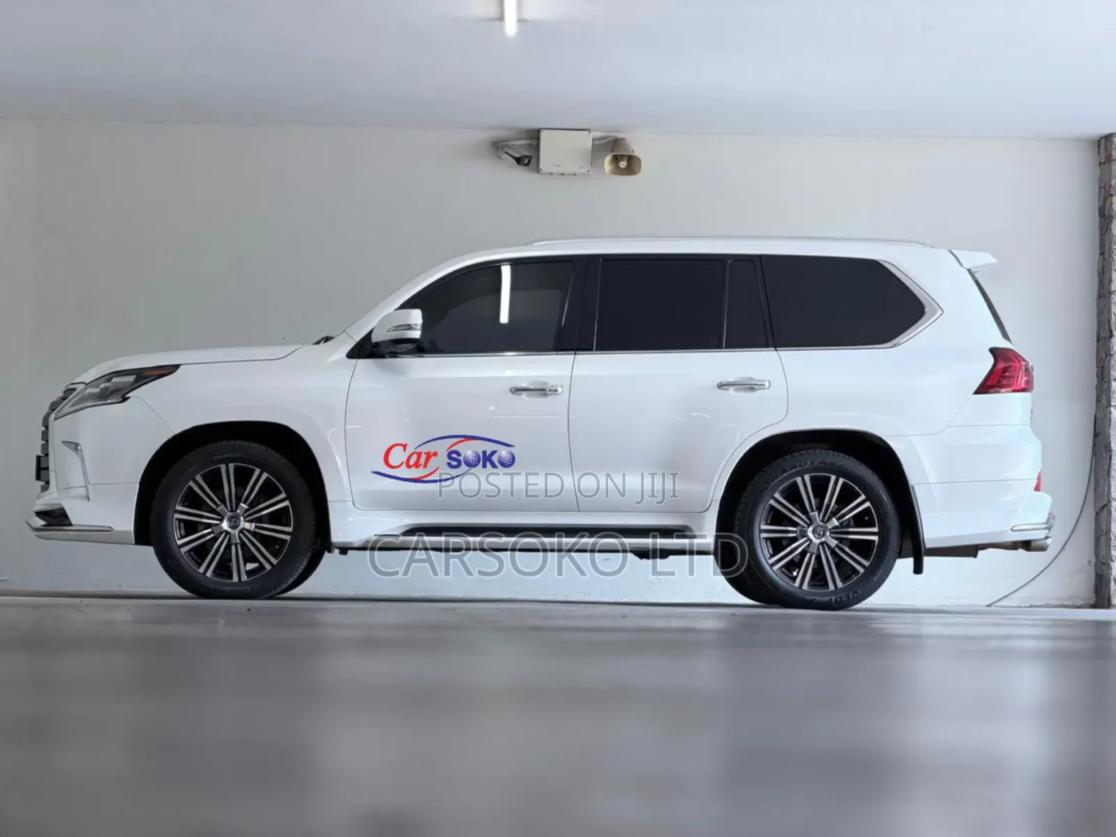 Lexus LX 570 AWD 2018 Pearl