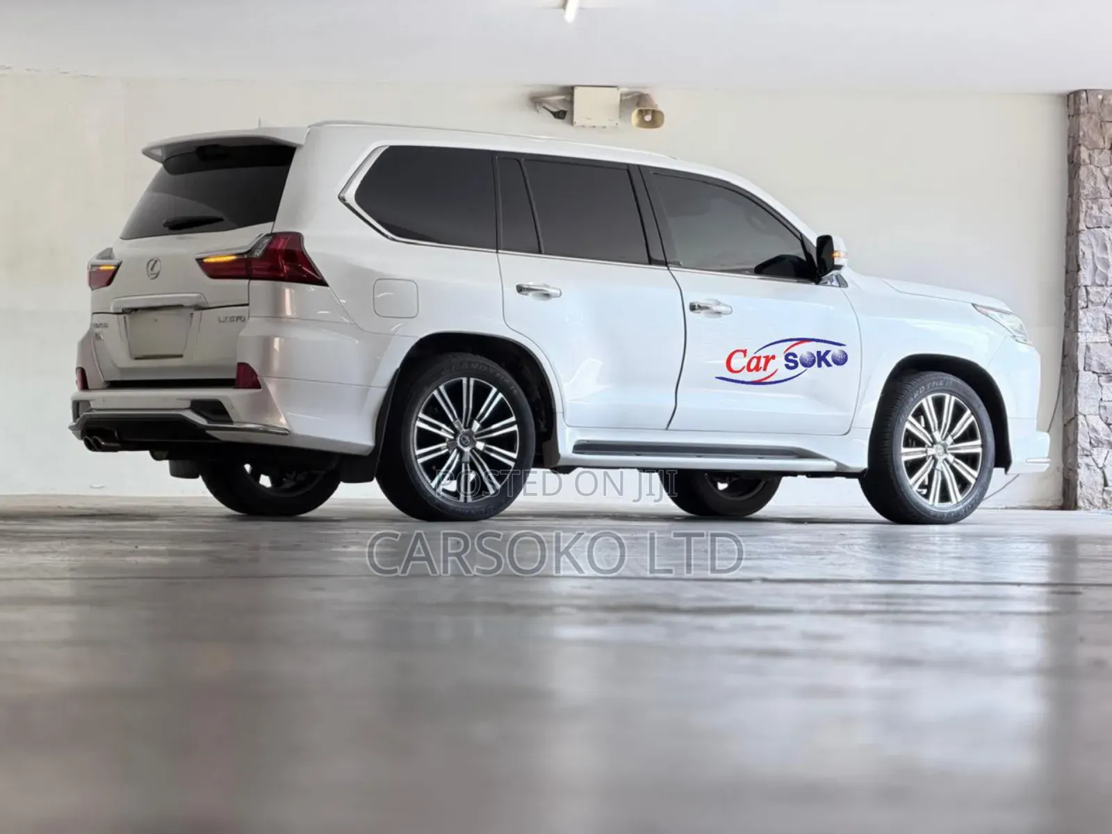 Lexus LX 570 AWD 2018 Pearl
