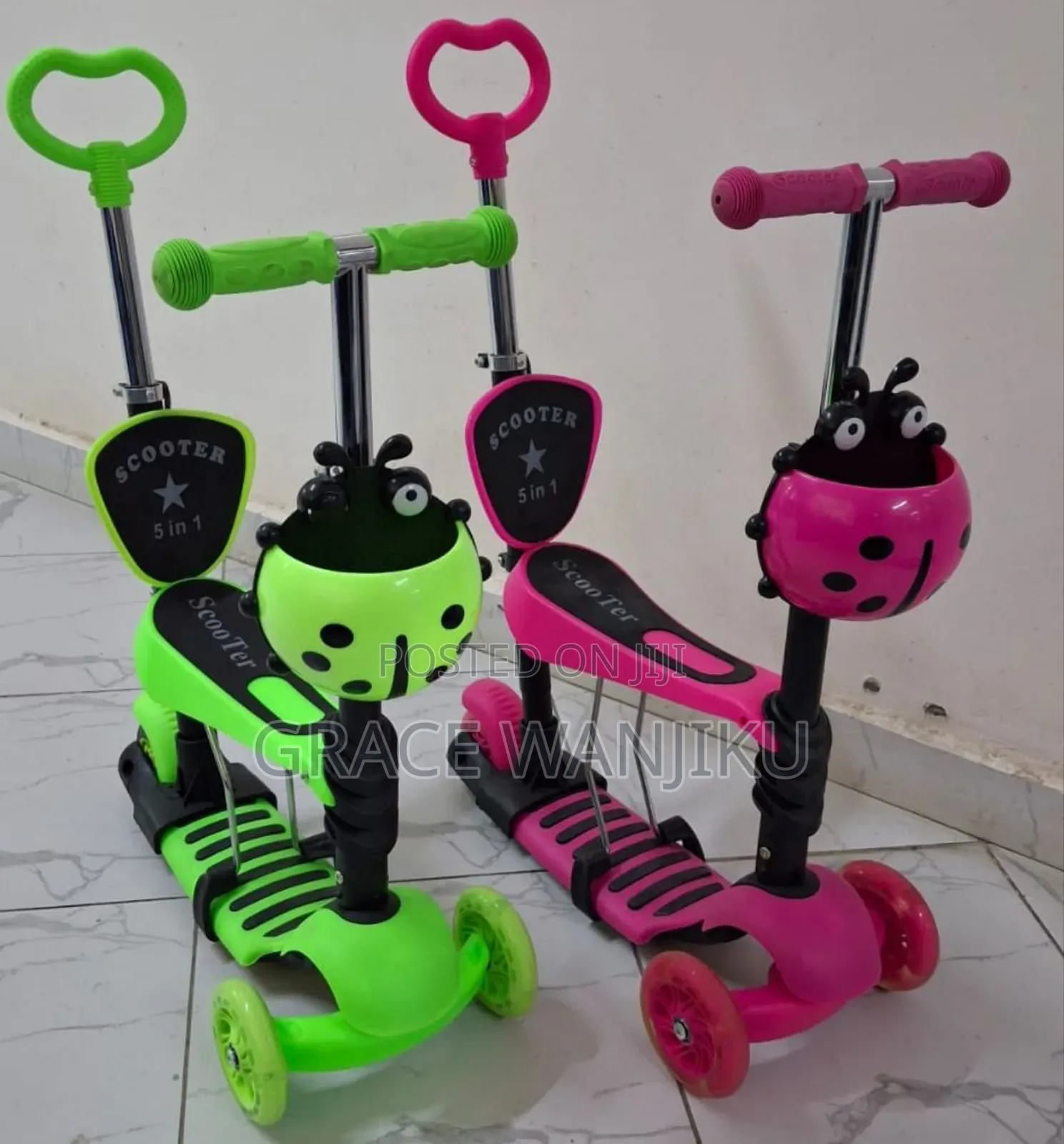 Scooter With Seat and Pushhandle