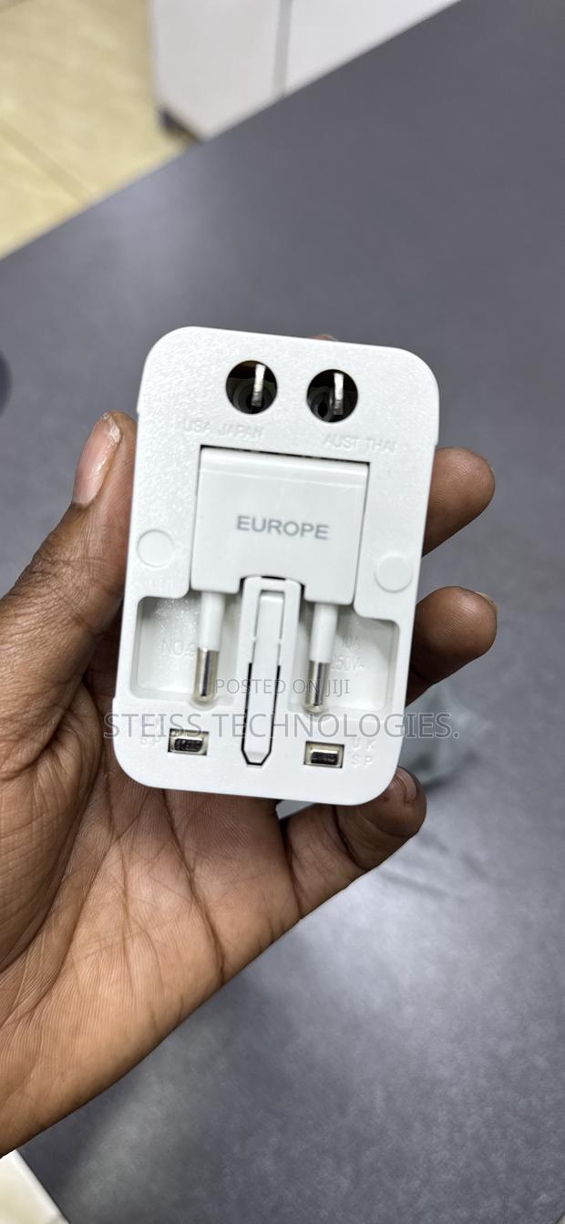 International Adapters - thumbnail 4