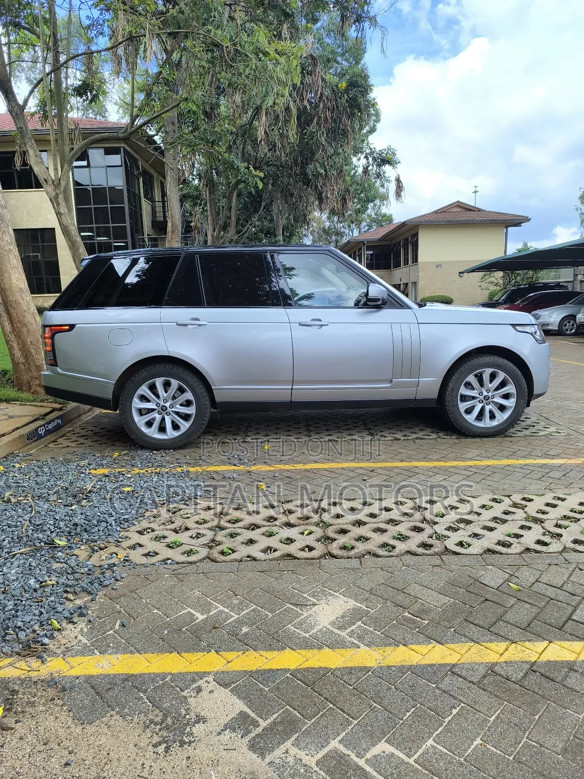 Land Rover Range Rover Supercharged 2013 Silver