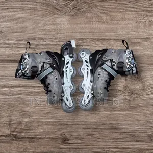 Rubber Wheel Skates *Black*