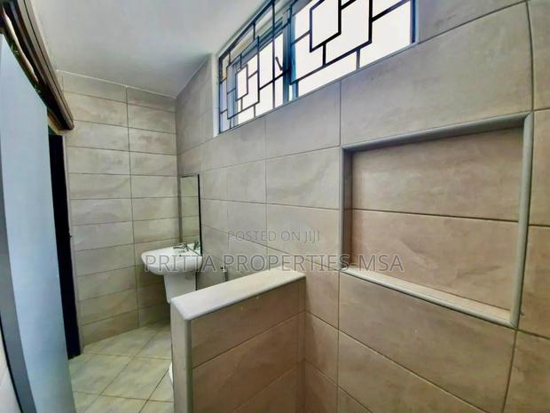 4bdrm Villa in Affluent Nyali for rent - thumbnail 17