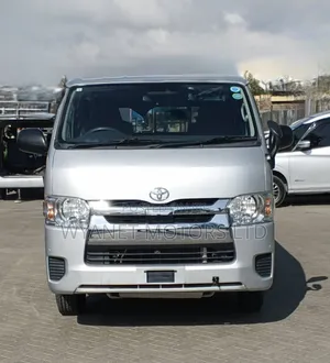 Toyota HiAce 2019 Silver