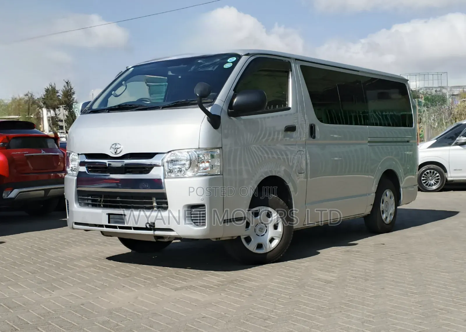 Toyota HiAce 2019 Silver