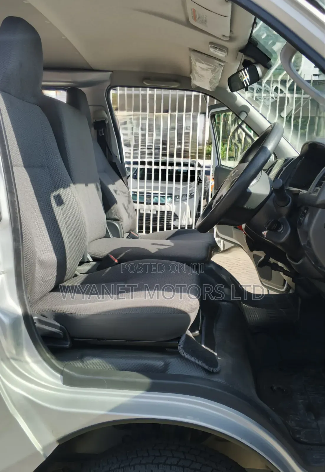 Toyota HiAce 2019 Silver