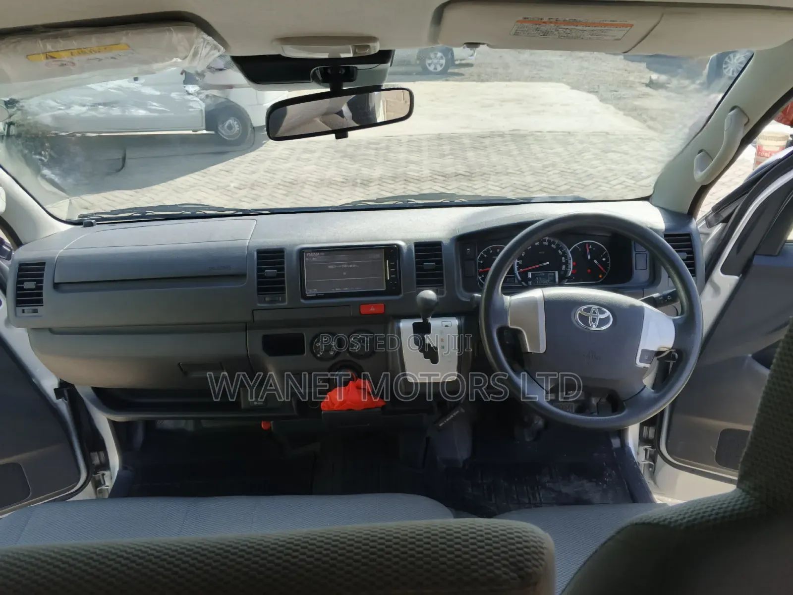 Toyota HiAce 2019 Silver
