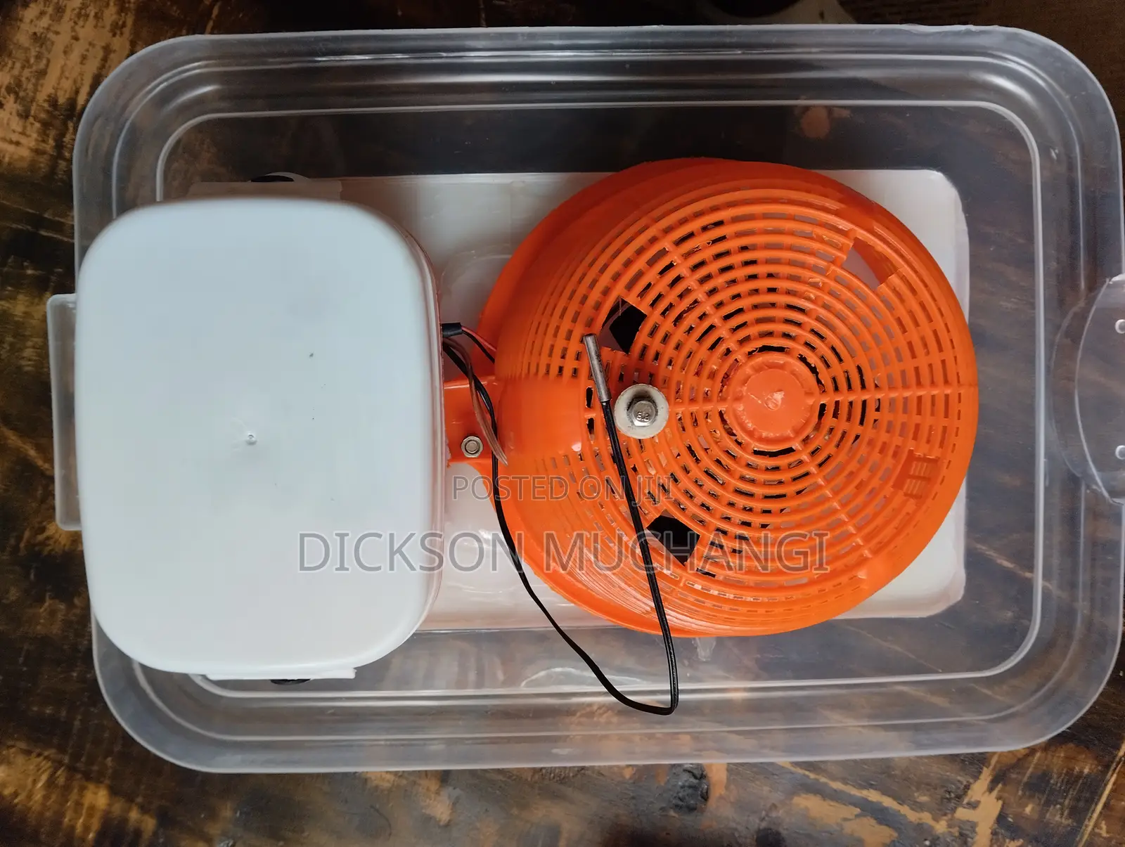 30 Egg Capacity Incubator