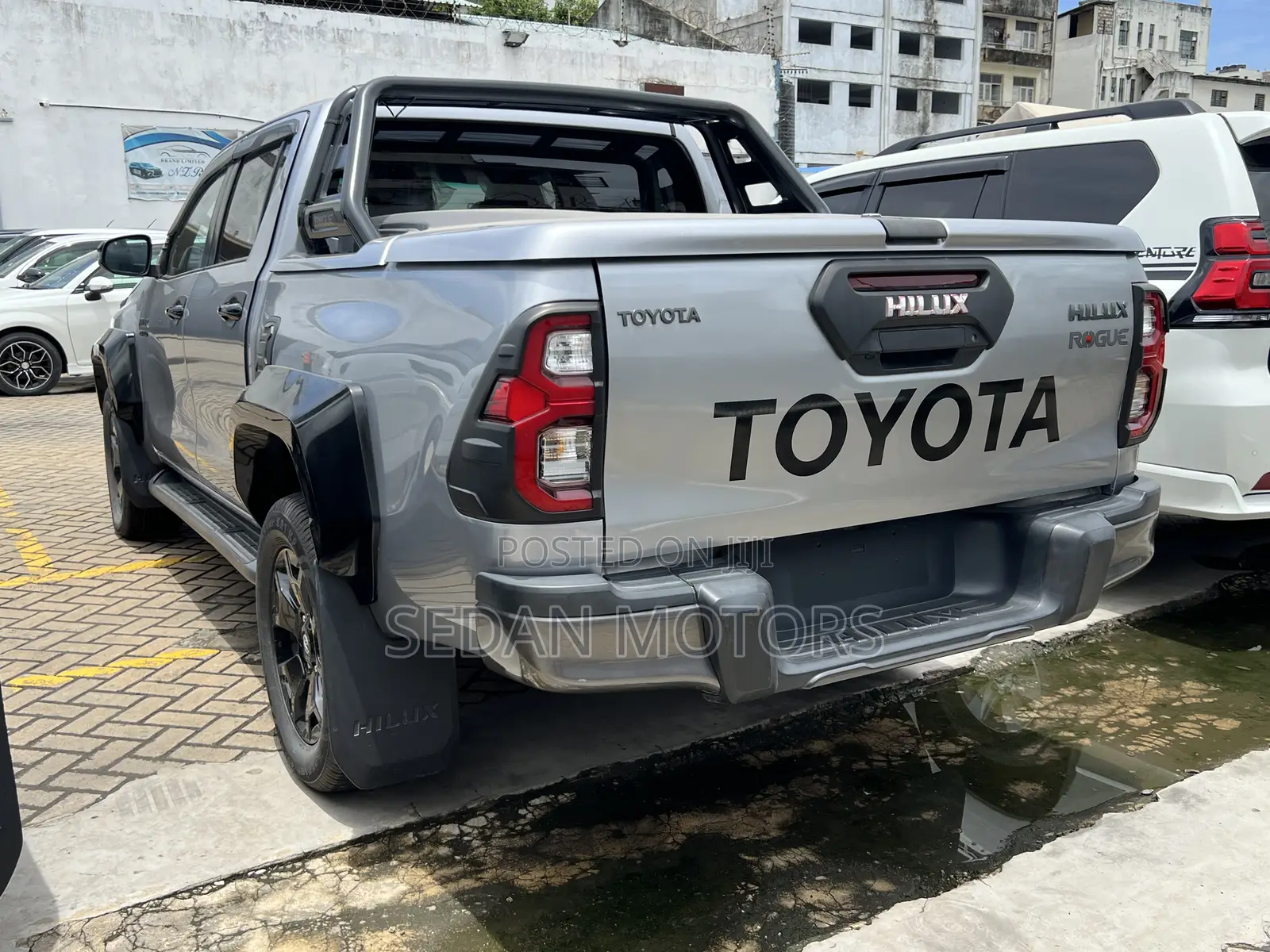 Toyota Hilux 2019 Silver