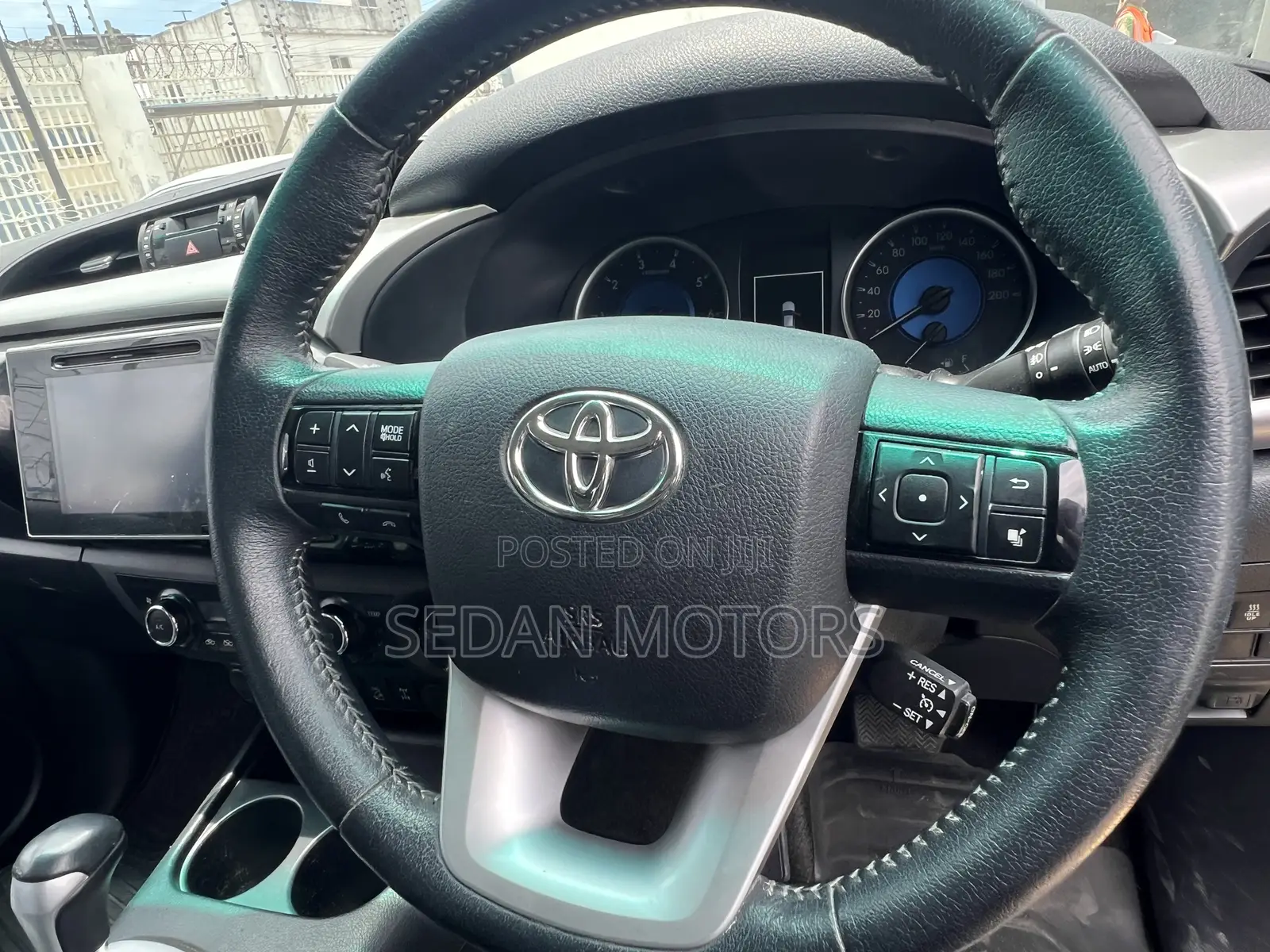 Toyota Hilux 2019 Green