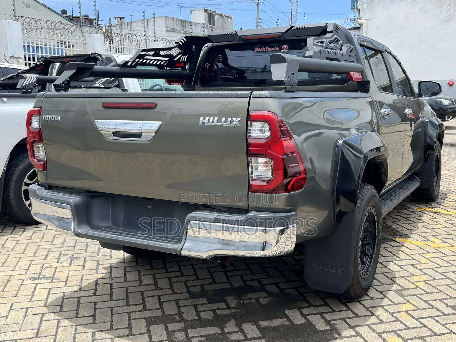 Toyota Hilux 2019 Green
