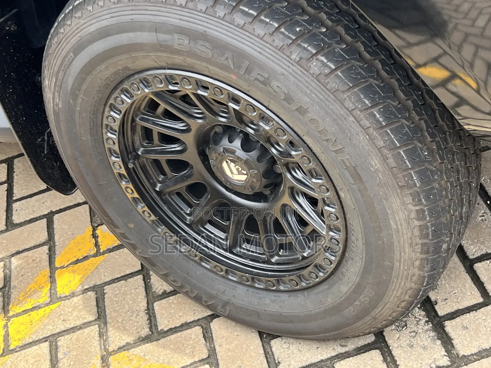 Toyota Hilux 2019 Green