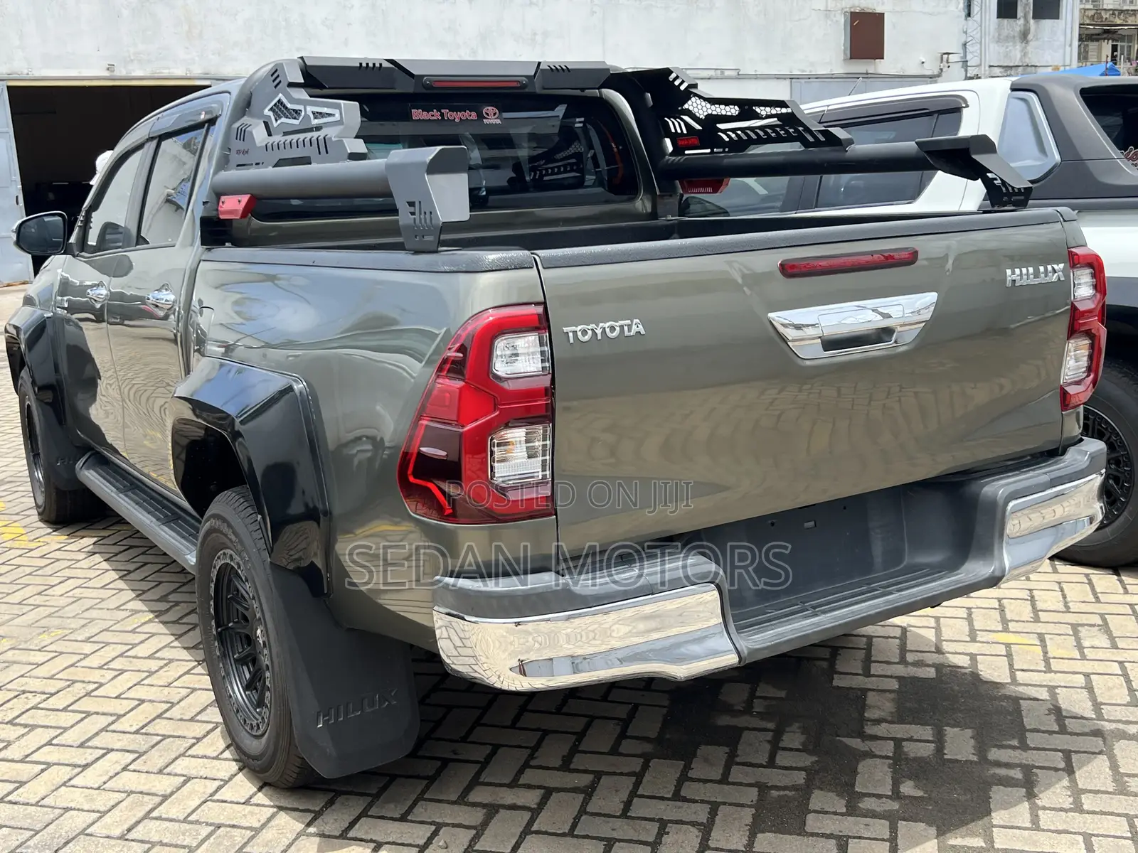 Toyota Hilux 2019 Green