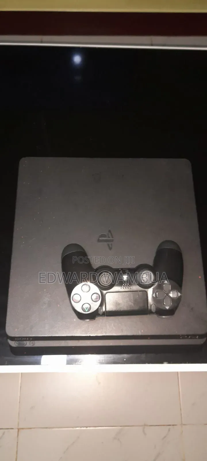 Playstation 4 Slim