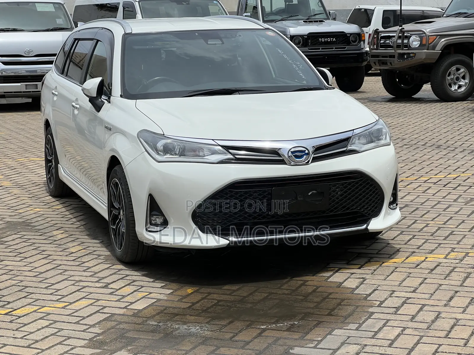 Toyota Corolla Fielder 2019 Off white