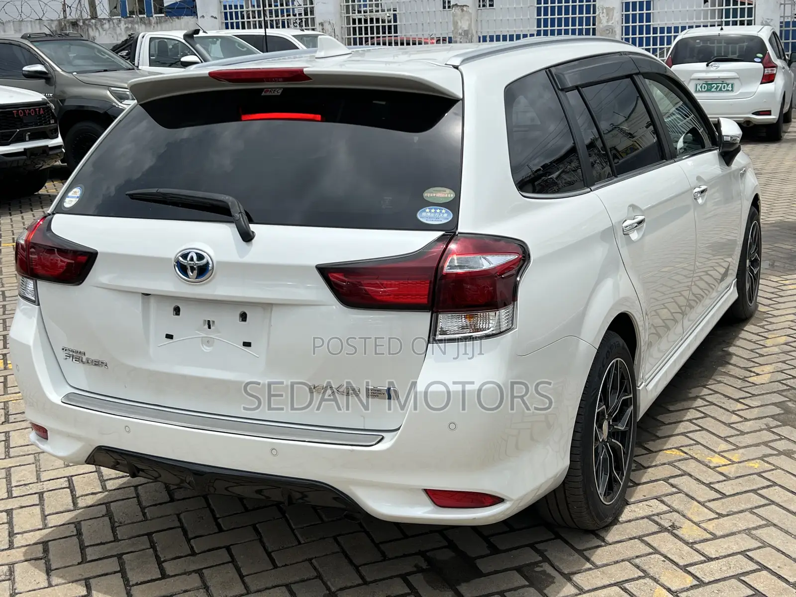 Toyota Corolla Fielder 2019 Off white