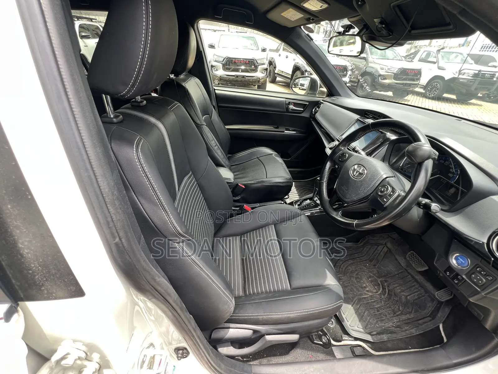 Toyota Corolla Fielder 2019 Off white