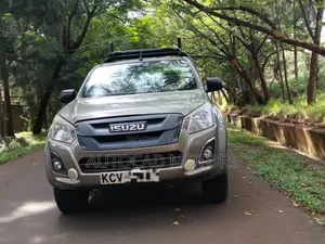 Isuzu D-MAX 2019 Silver