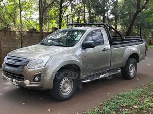Isuzu D-MAX 2019 Silver