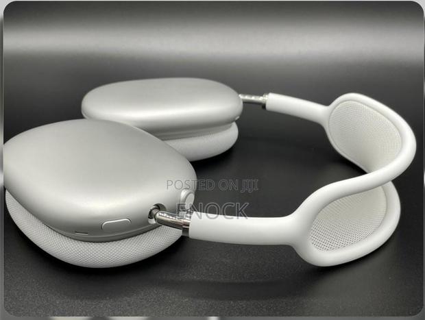 Apple Airpods Max (Over-Ear Wireless Headphones)