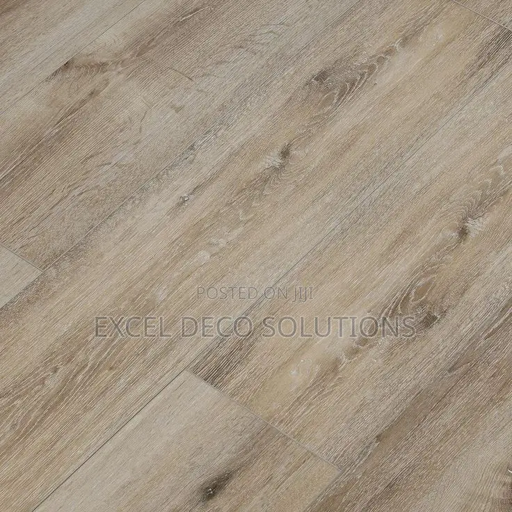 Vinyl Wooden Floor Planks – Clean and Modern Look