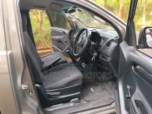 Isuzu D-MAX 2019 Silver