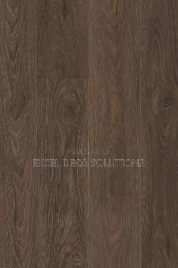 Vinyl Plank Floor Covering – Durable and Beautiful