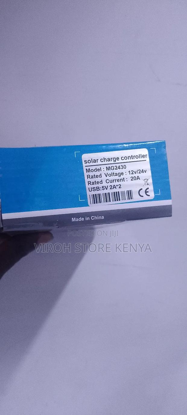 12/24v 20a Solar Charger Controller - main view