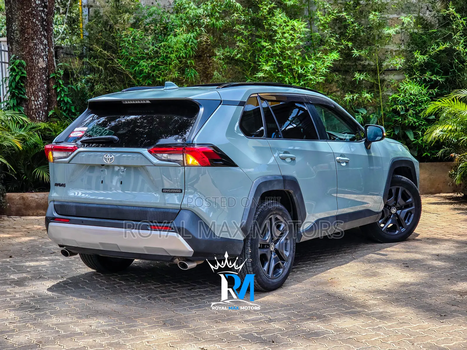 Toyota RAV4 Adventure AWD 2020 Green