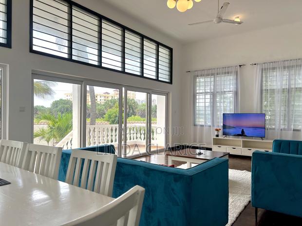 8 Bedroom Villa in Nyali - thumbnail 3