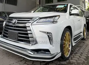 Lexus LX 570 AWD 2019 Whtie